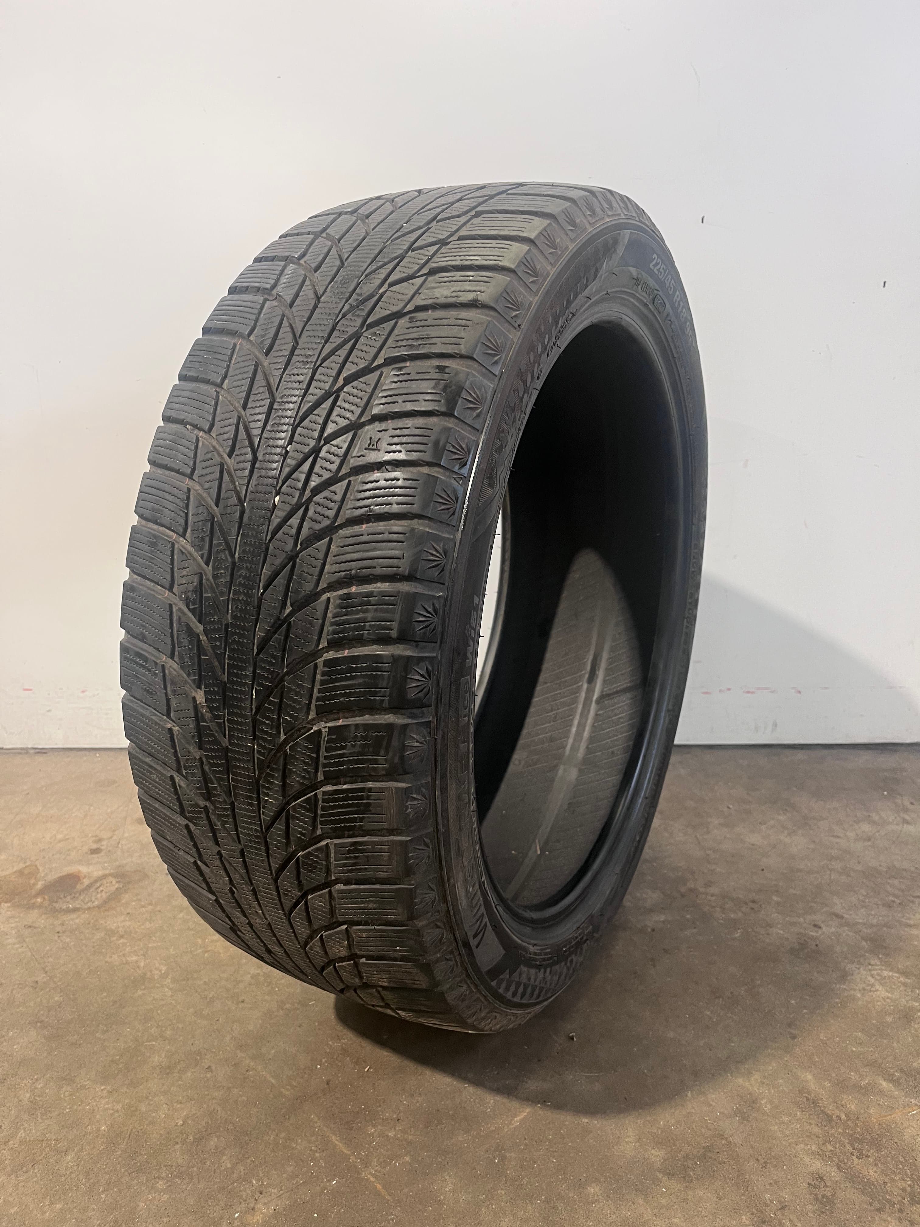 Kumho WinterCraft WP51 225/45R18